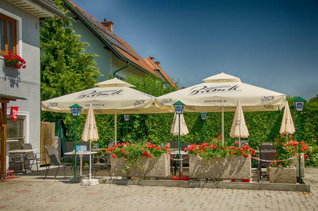 Gaestehaus Cafe Andrea Köflach Zewnętrze zdjęcie